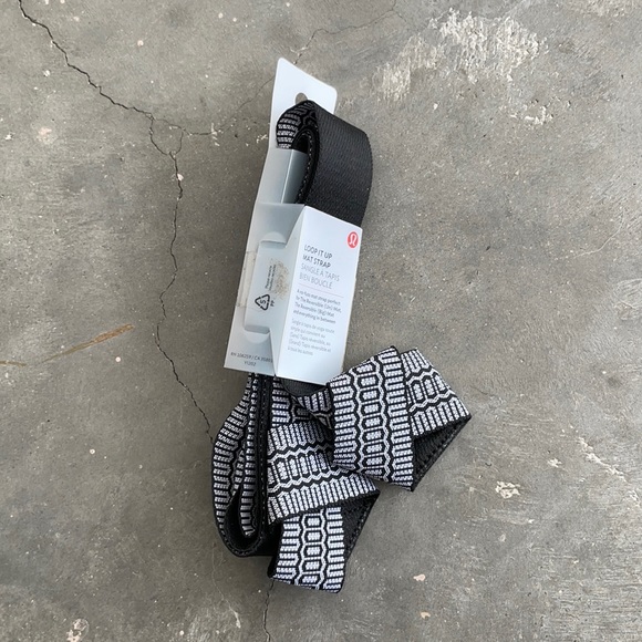 NWT Lululemon Yoga May Strap